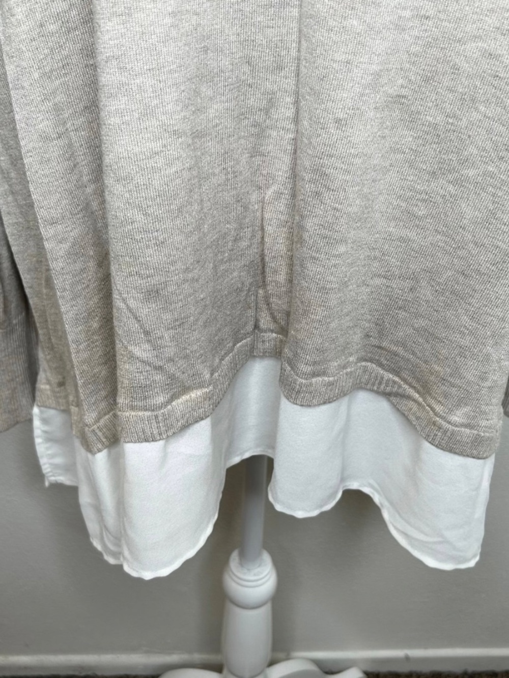 Avenue Womens Beige Floral Embroidery Round Neck Sweater Plus Size 26/28 - Picture 4 of 10